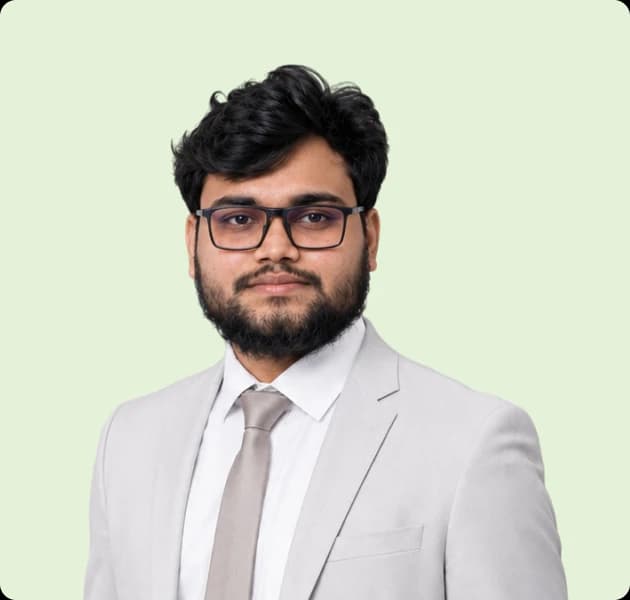 Portrait of Zayed Hossain, Chief Marketing Officer (CMO) at Expert Squad
